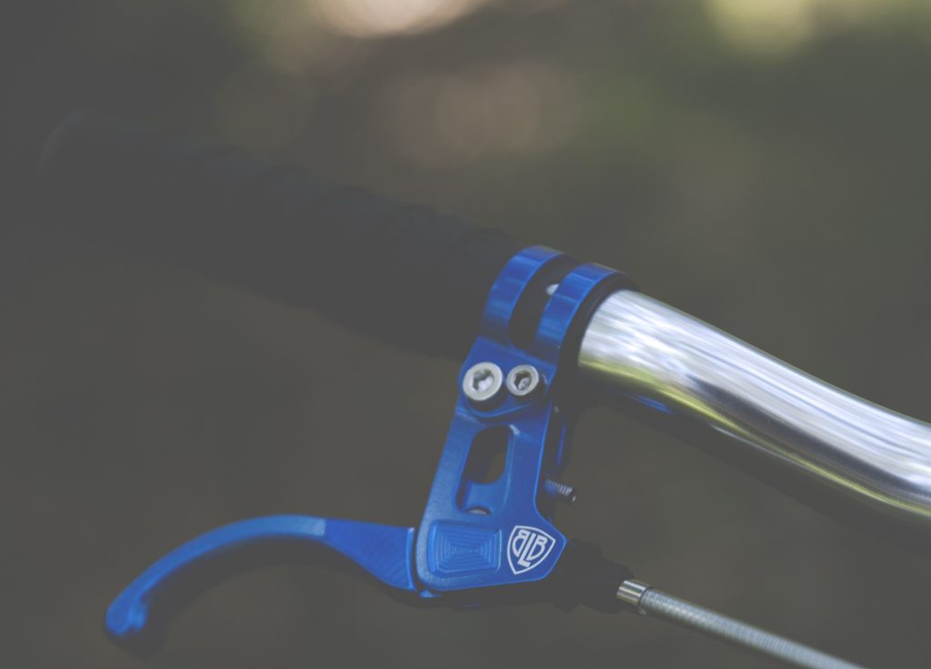 自転車のグリップがベタベタしたら交換するのが一番いい解決方法