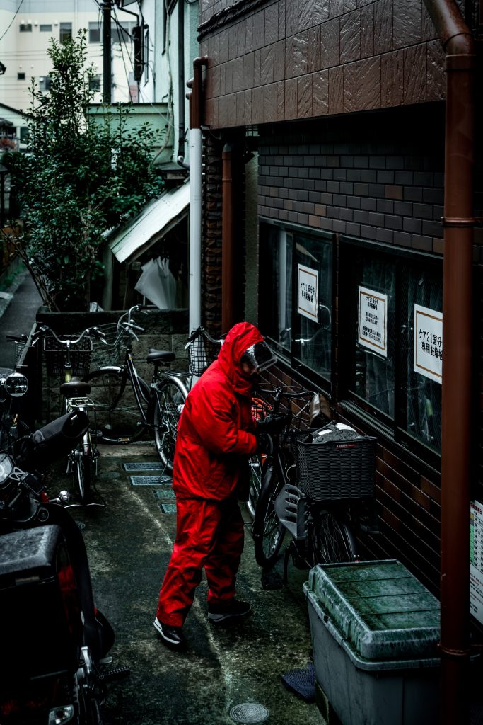 雨の日の自転車通勤で後悔しないための必須チェックリスト