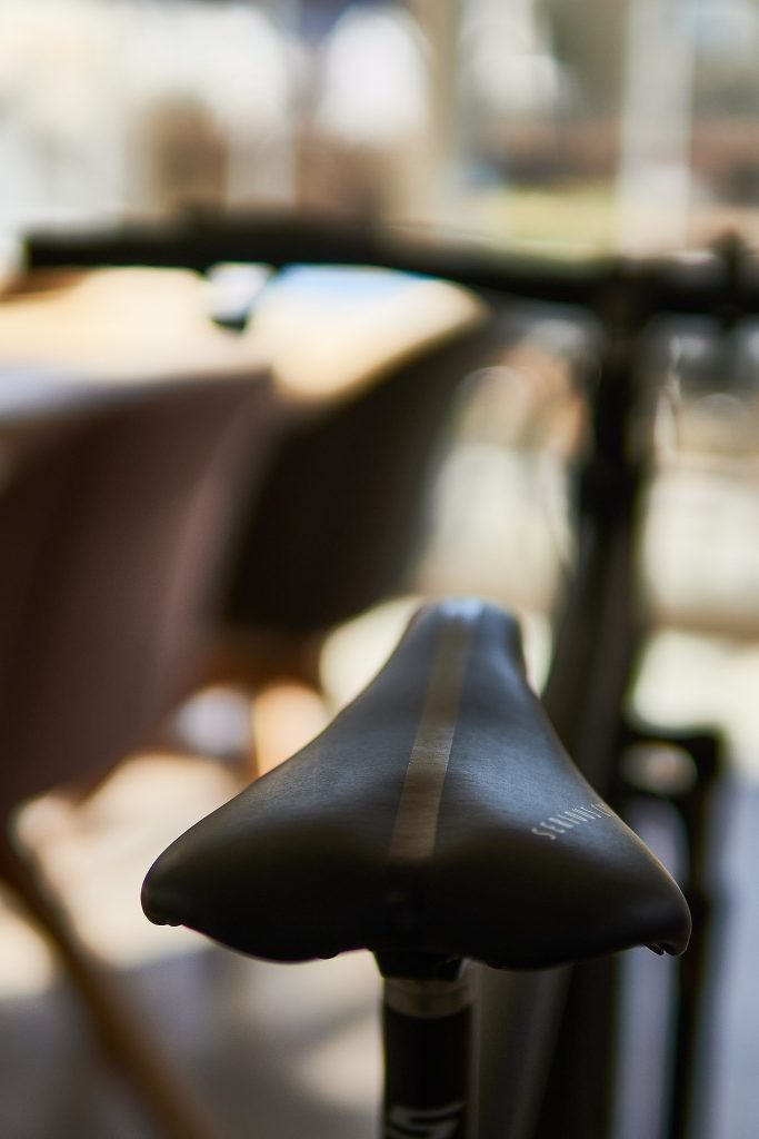 サドル（シートポスト）が抜けない原因と具体的な外し方を解説！基本的な対処法から応用テクニック、予防策まで詳しく紹介しています。